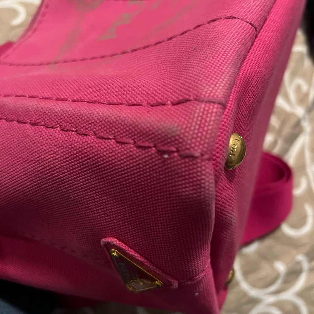 Small size authentic Prada canapa - Picture 16 of 17